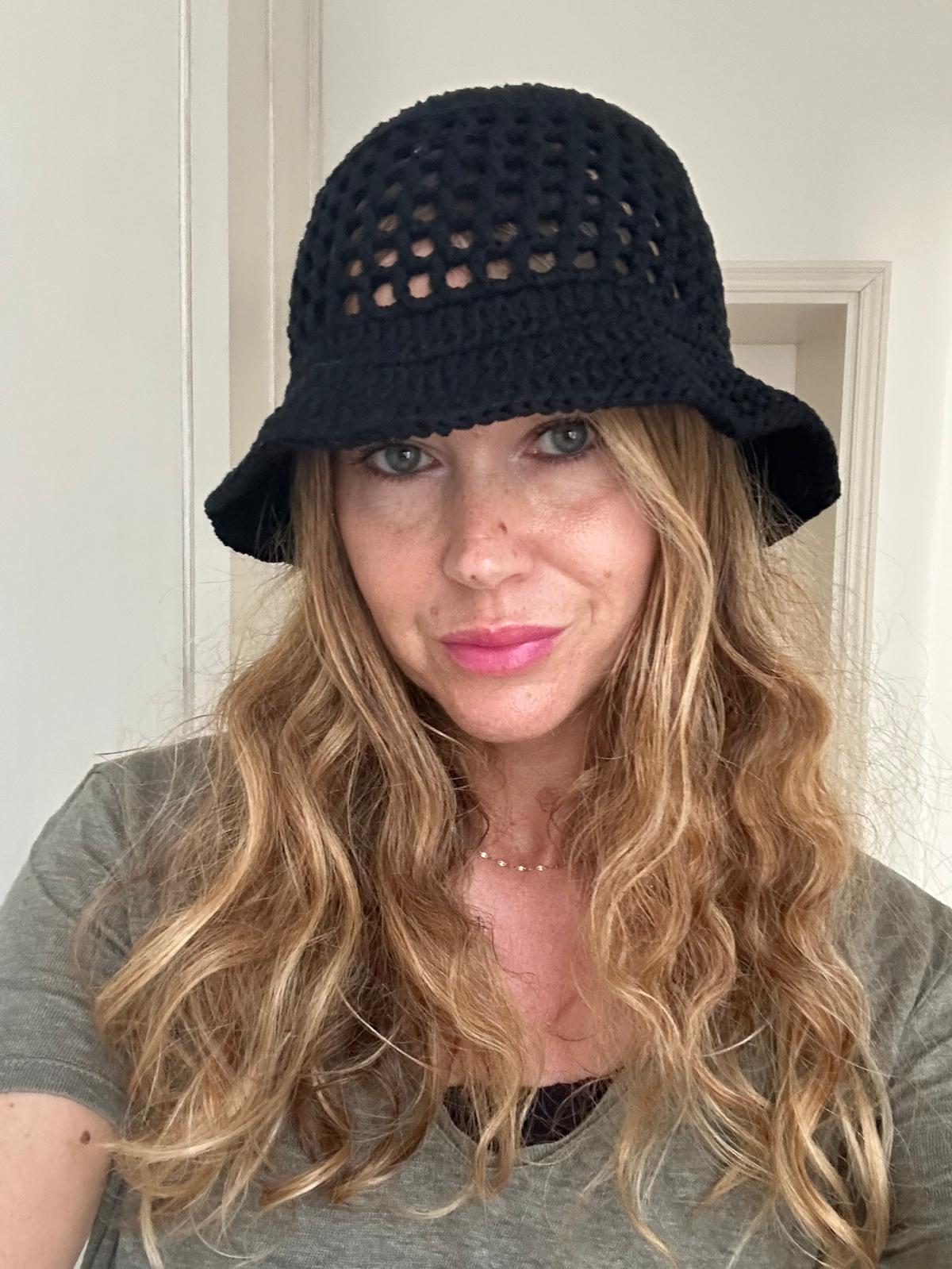 Cappello Milly fatto all'uncinetto in puro cotone