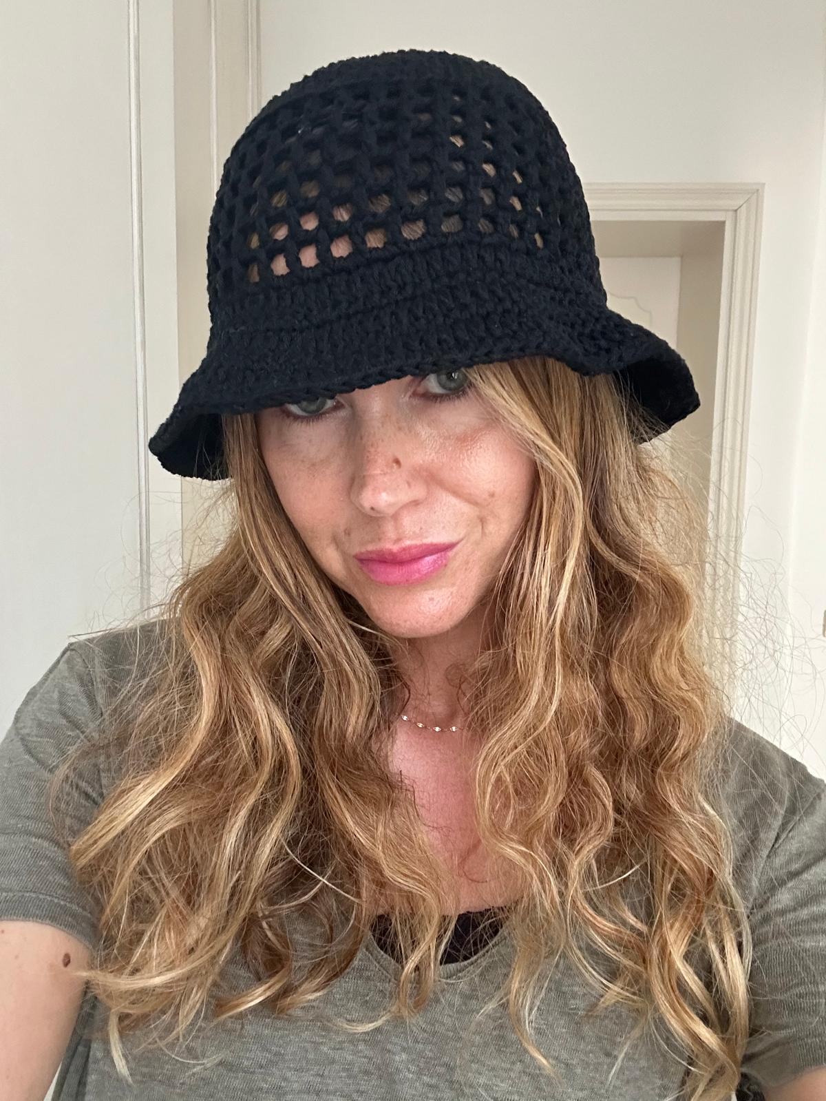 Cappello Milly fatto all'uncinetto in puro cotone
