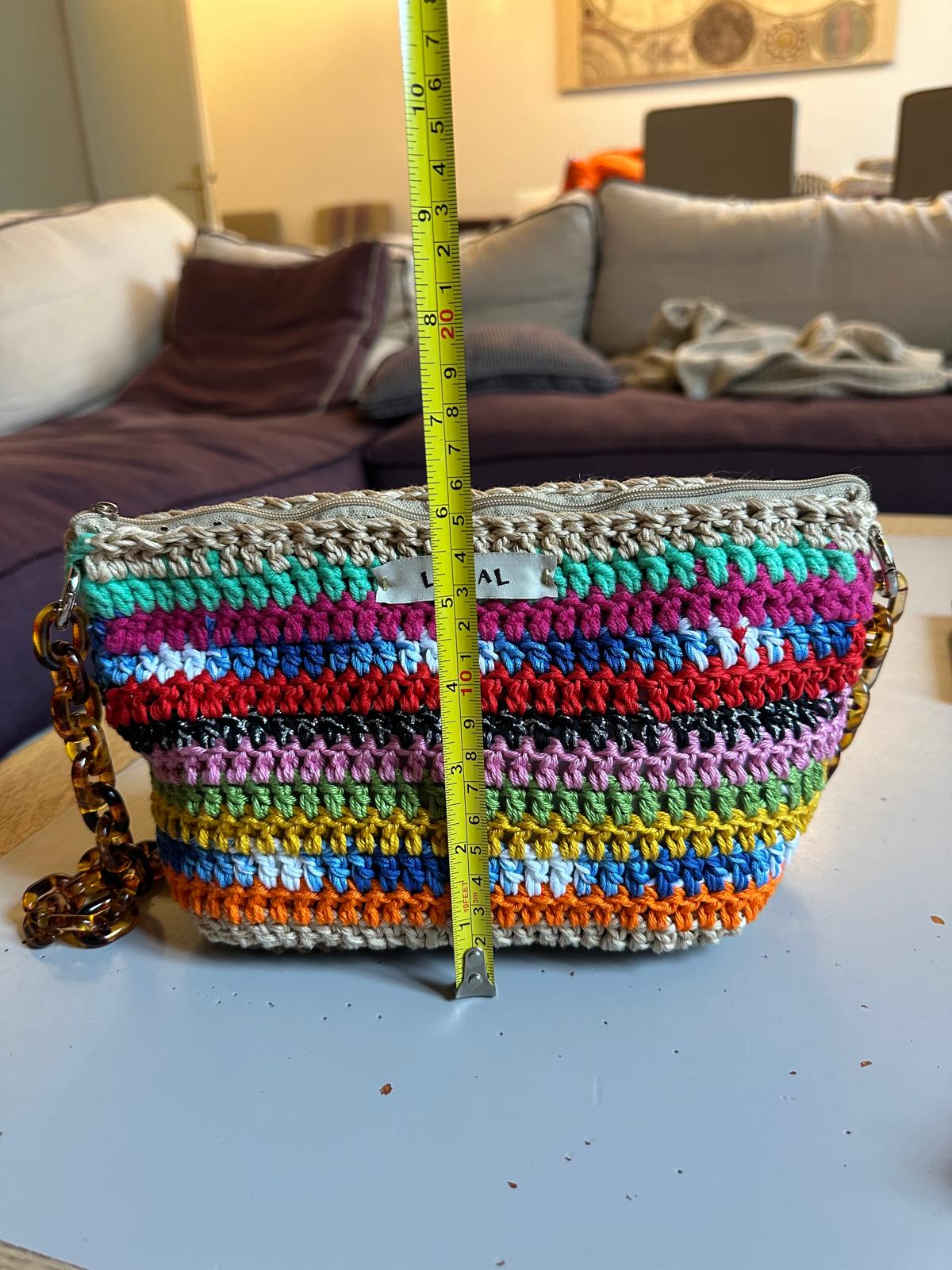 Borsa Rainbow fatta all'uncinetto in cotone
