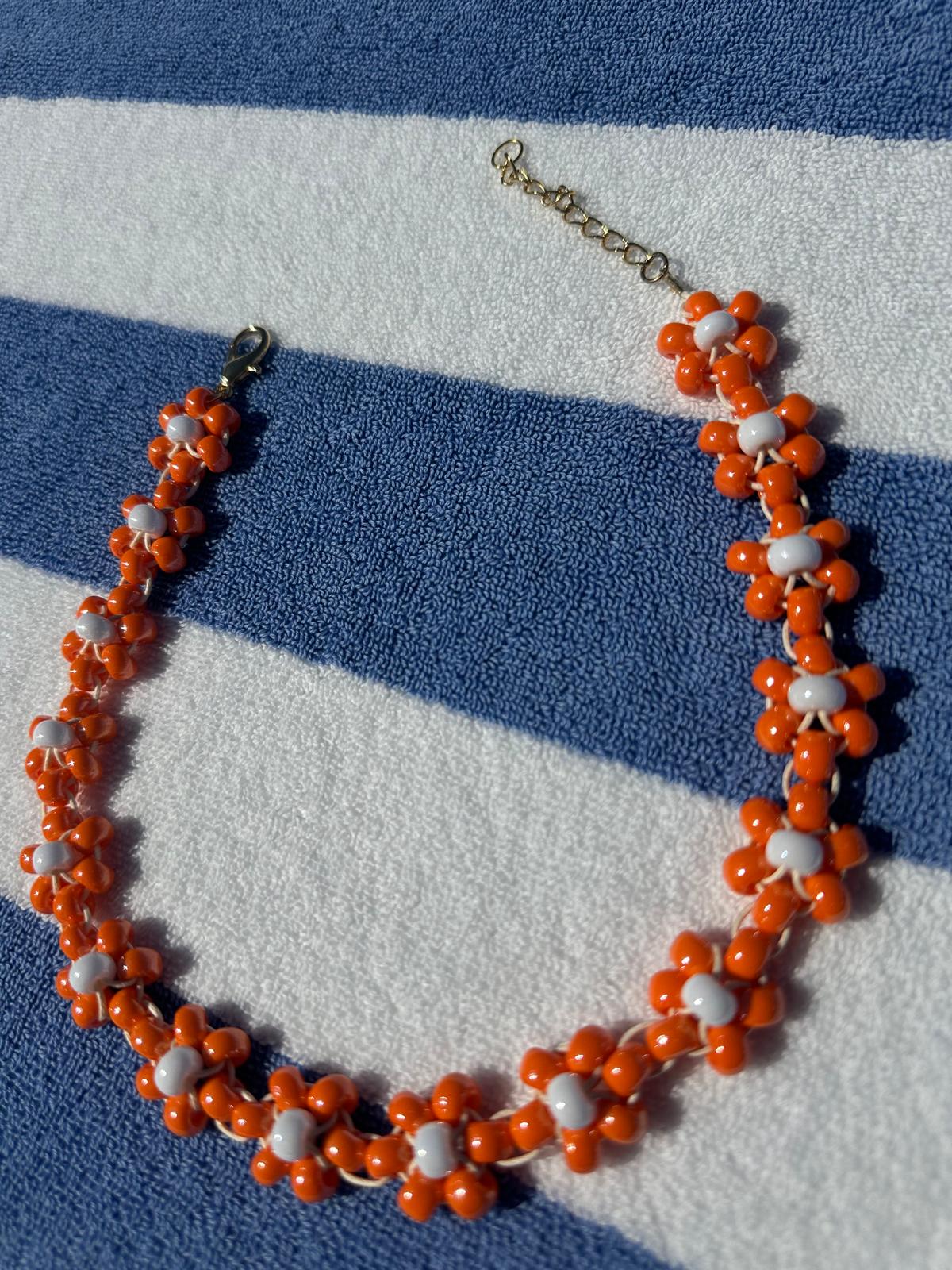 Collana Blossom fatta a mano con perline di vetro di Boemia