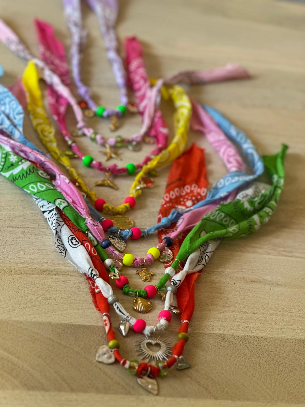 Collana Bandana fatta a mano