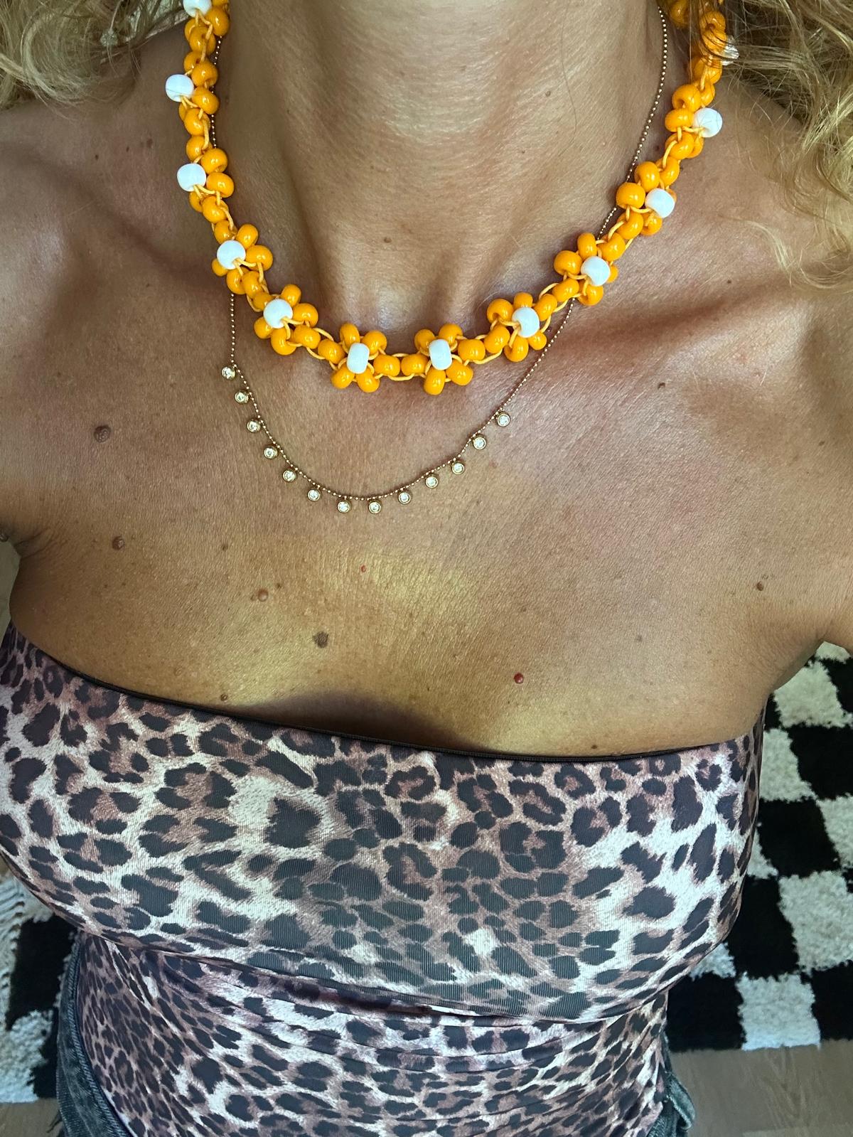 Collana Blossom fatta a mano con perline di vetro di Boemia