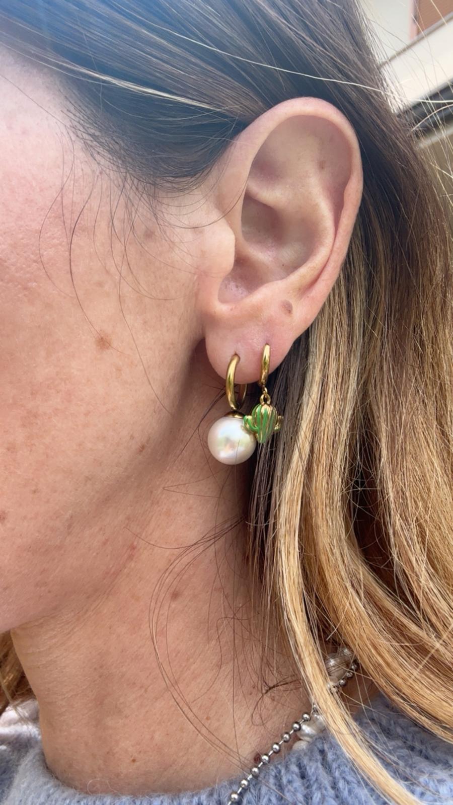 Orecchini in acciaio inossidabile anallergici e waterproof placcati oro 18K "Cactus"