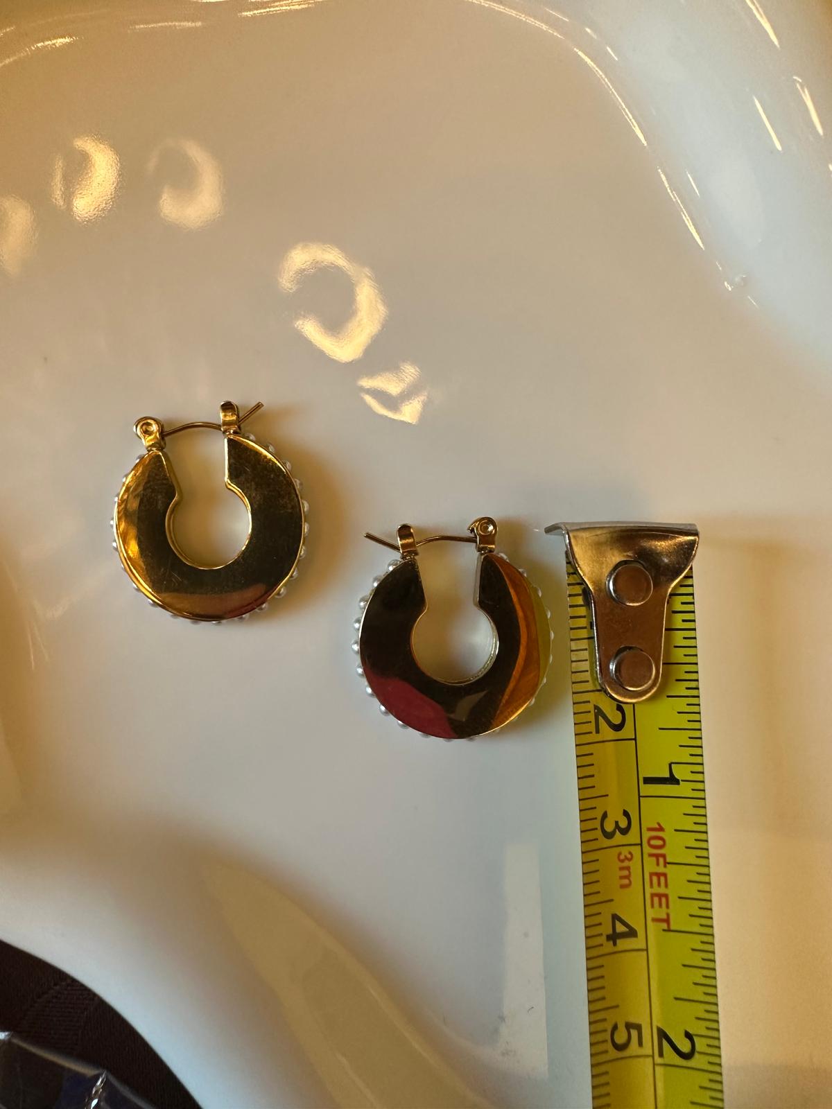 Orecchini in acciaio inossidabile placcati oro 18K anallergici e waterproof "Disco"