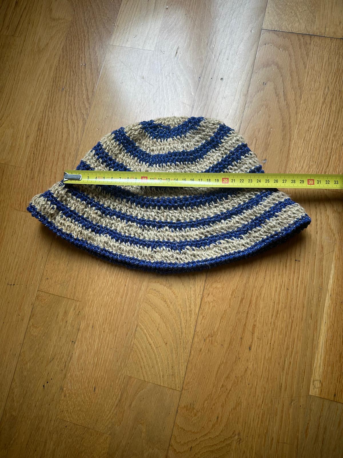 Cappello Laura fatto all'uncinetto in Juta, cotone e lurex