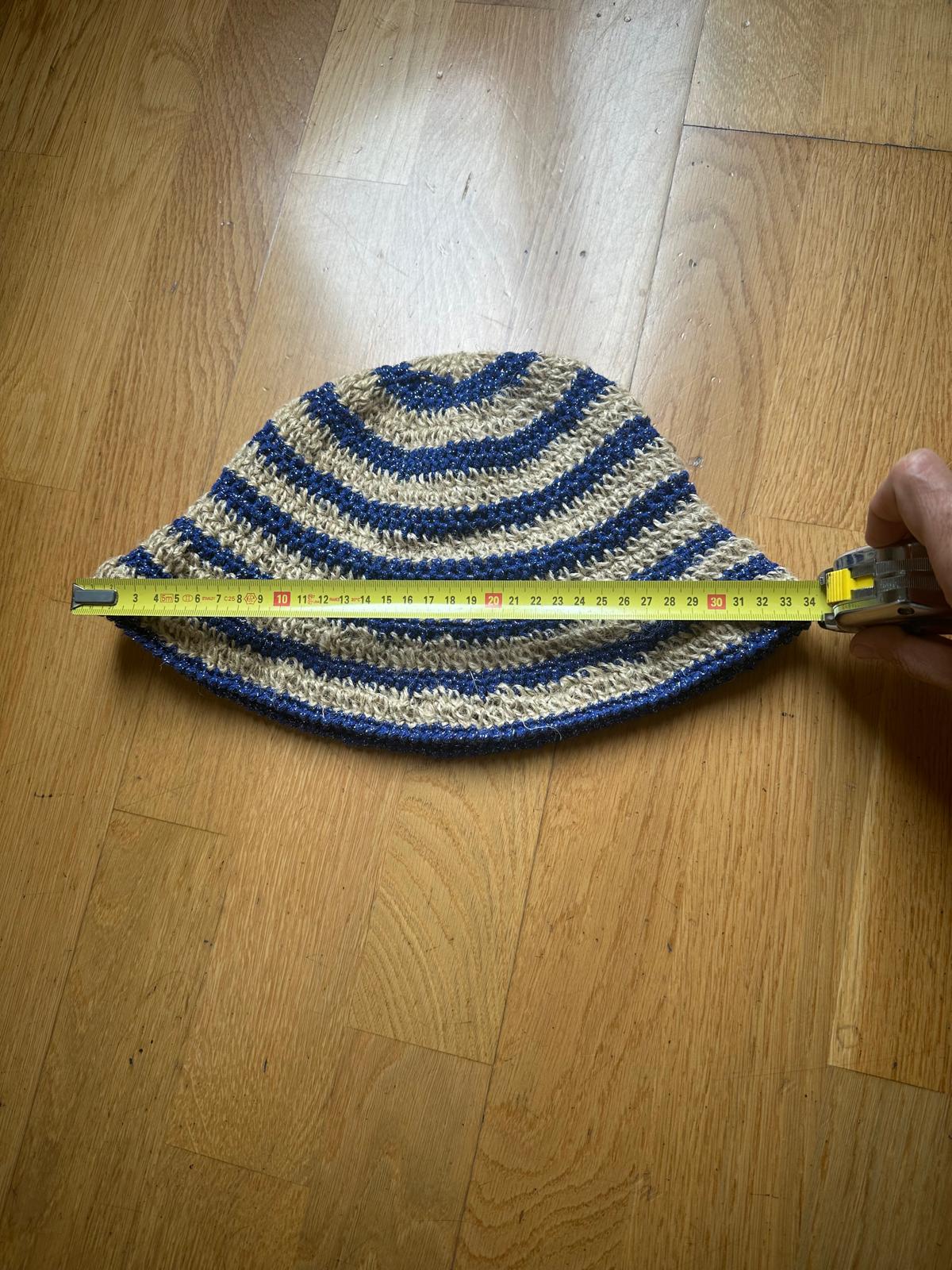Cappello Laura fatto all'uncinetto in Juta, cotone e lurex