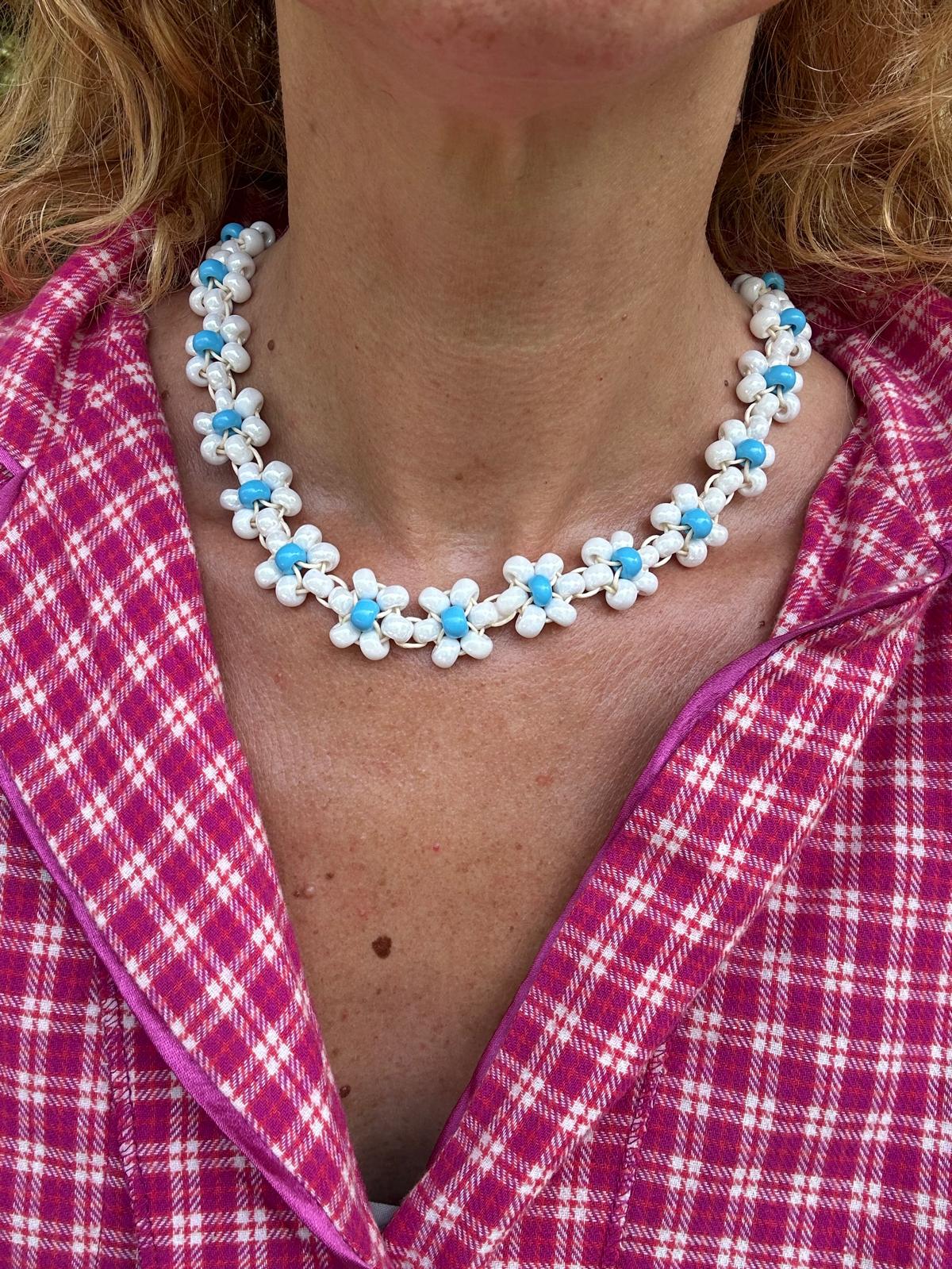 Collana Blossom fatta a mano con perline di vetro di Boemia