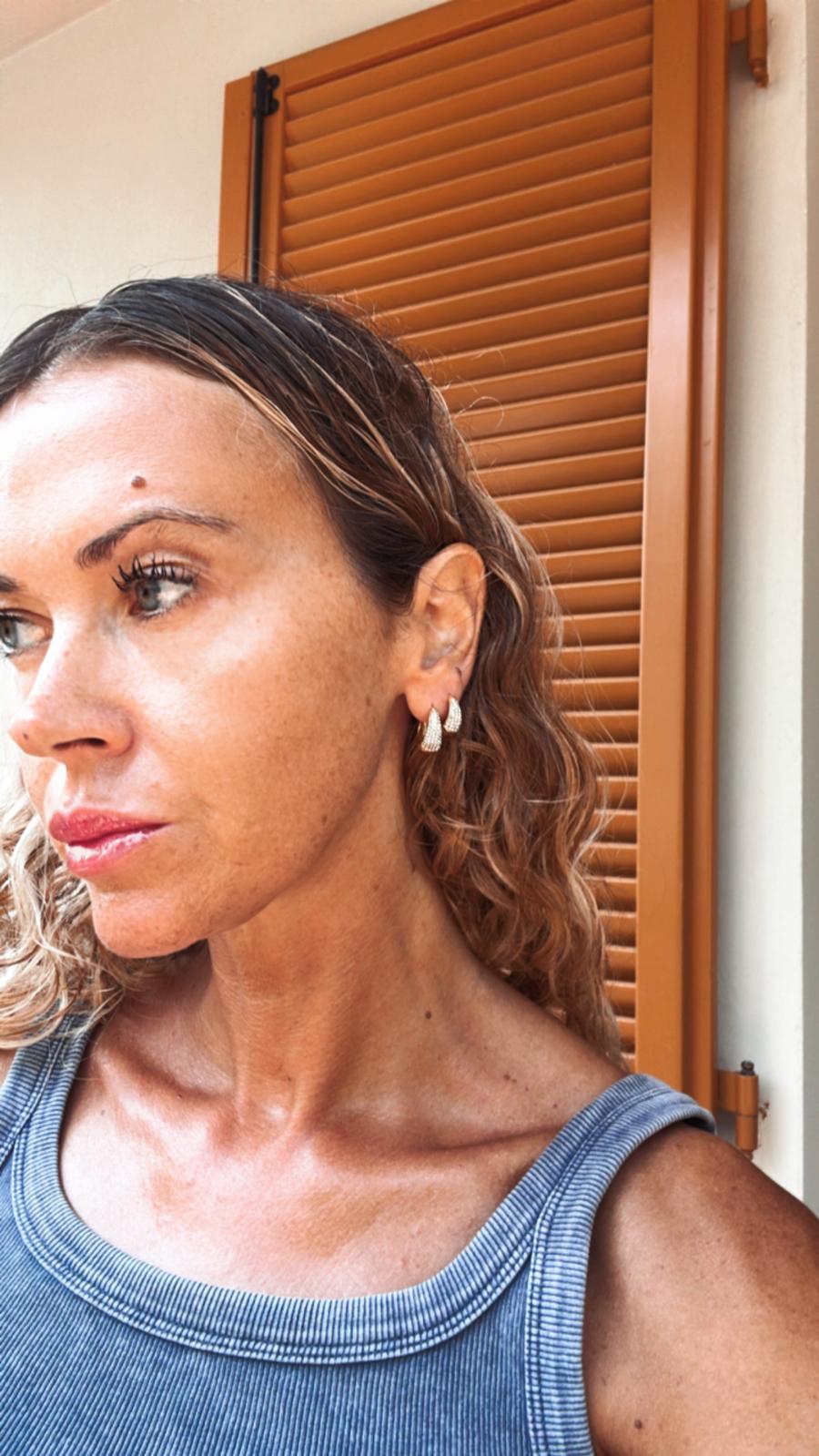 Orecchini in acciaio inossidabile e zirconi anallergici e waterproof "Emily"