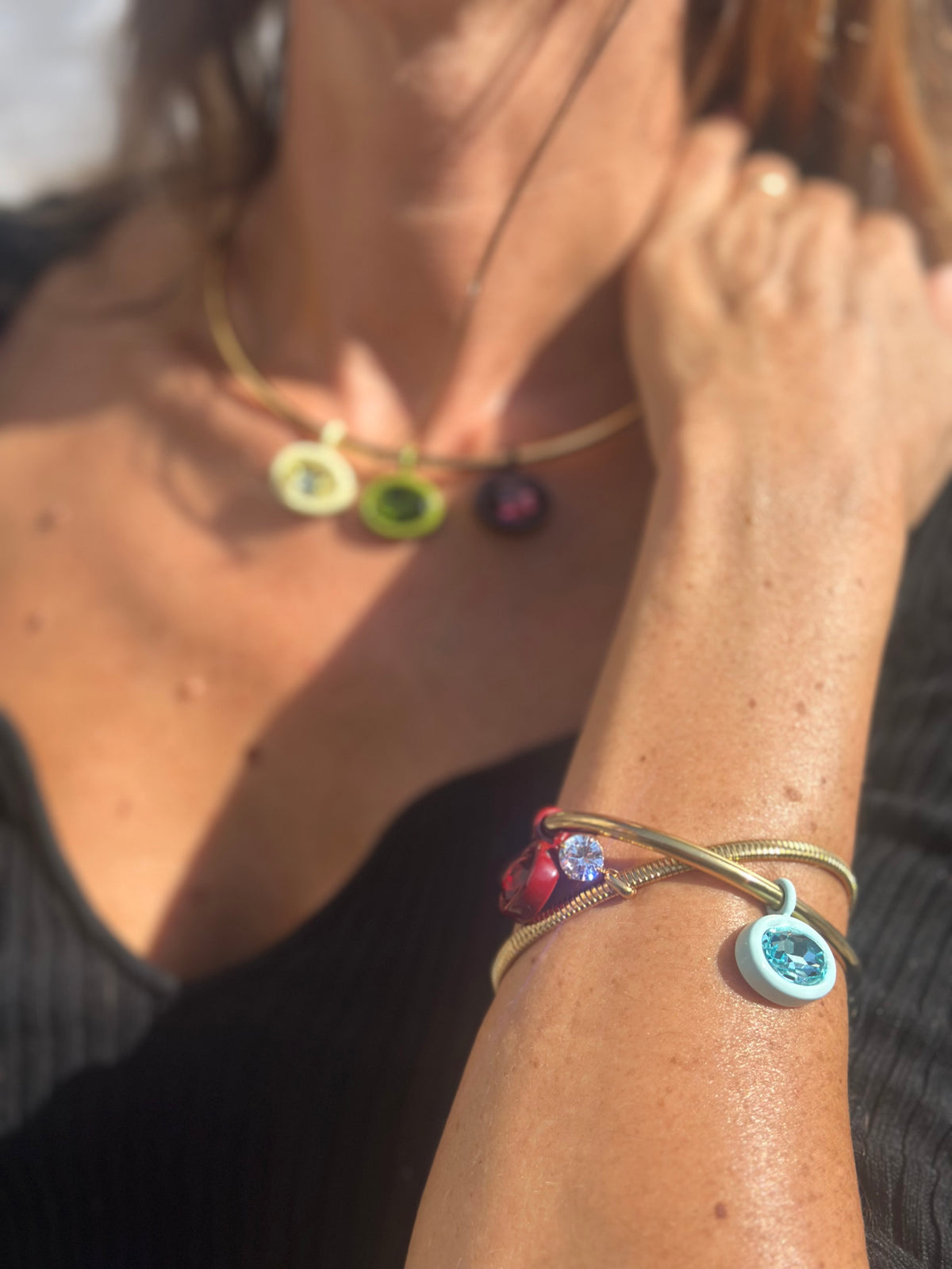 Ciondolo in ottone smaltato e cristallo "Galaxy"