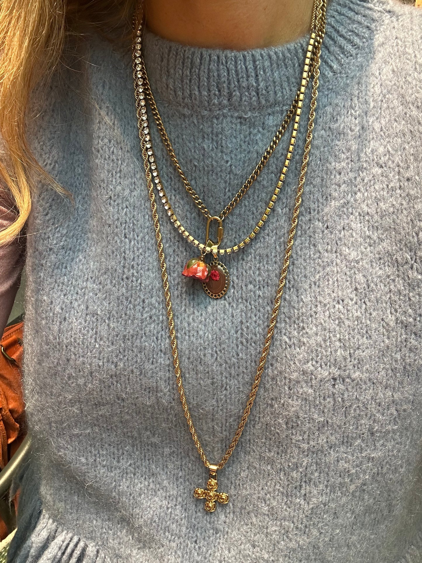 Collana in acciaio inossidabile e zirconi anallergica e waterproof "Belinda"