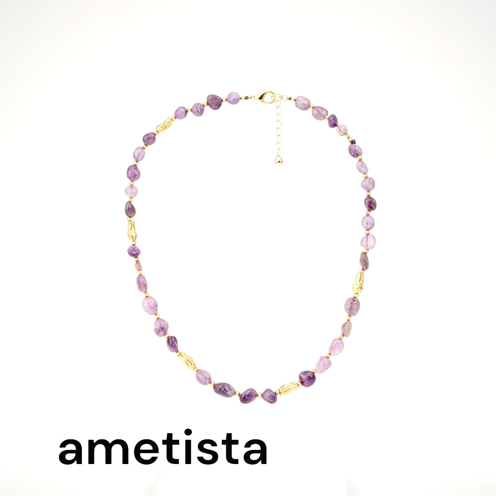 Collana in acciaio inossidabile e perle in pietra naturale "Blush"