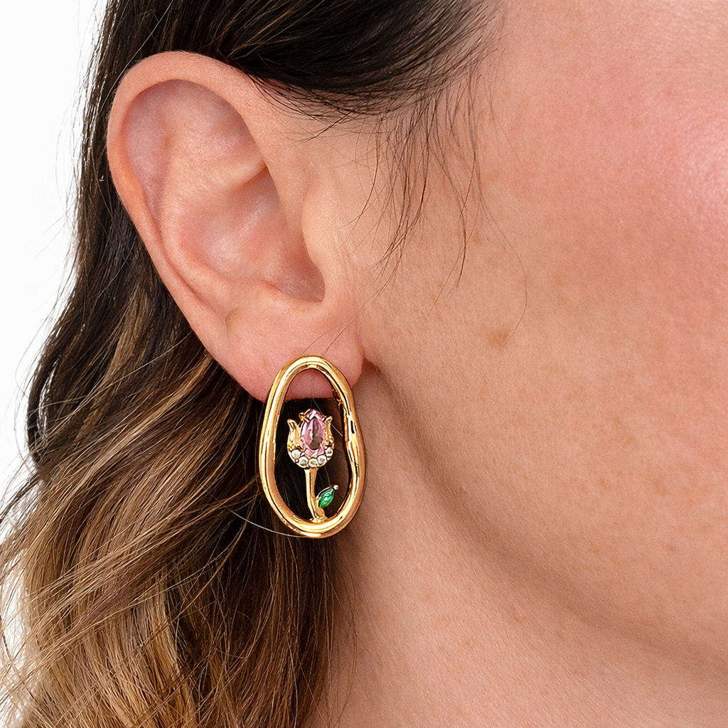 Orecchini in acciaio inossidabile anallergici e waterproof placcati oro 18K "Bloom"