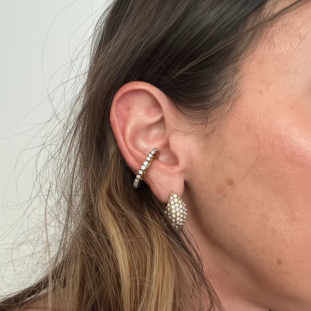 Ear cuff in acciaio inossidabile anallergico e waterproof "Luna"
