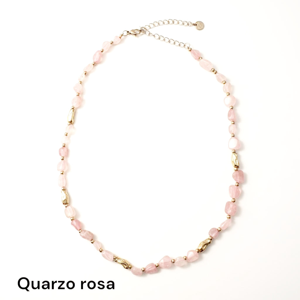 Collana in acciaio inossidabile e perle in pietra naturale "Blush"