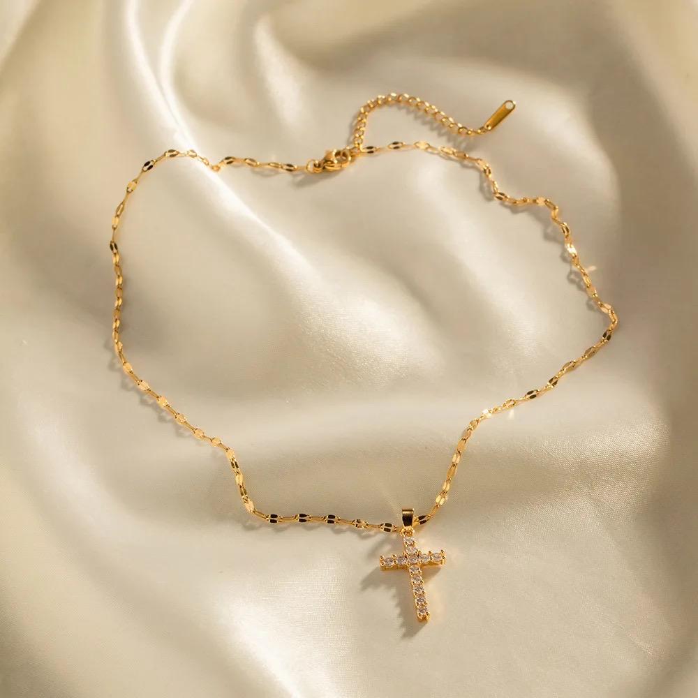 Collana/Ciondolo in acciaio inossidabile e zirconi anallergica e waterproof "Clotilde"