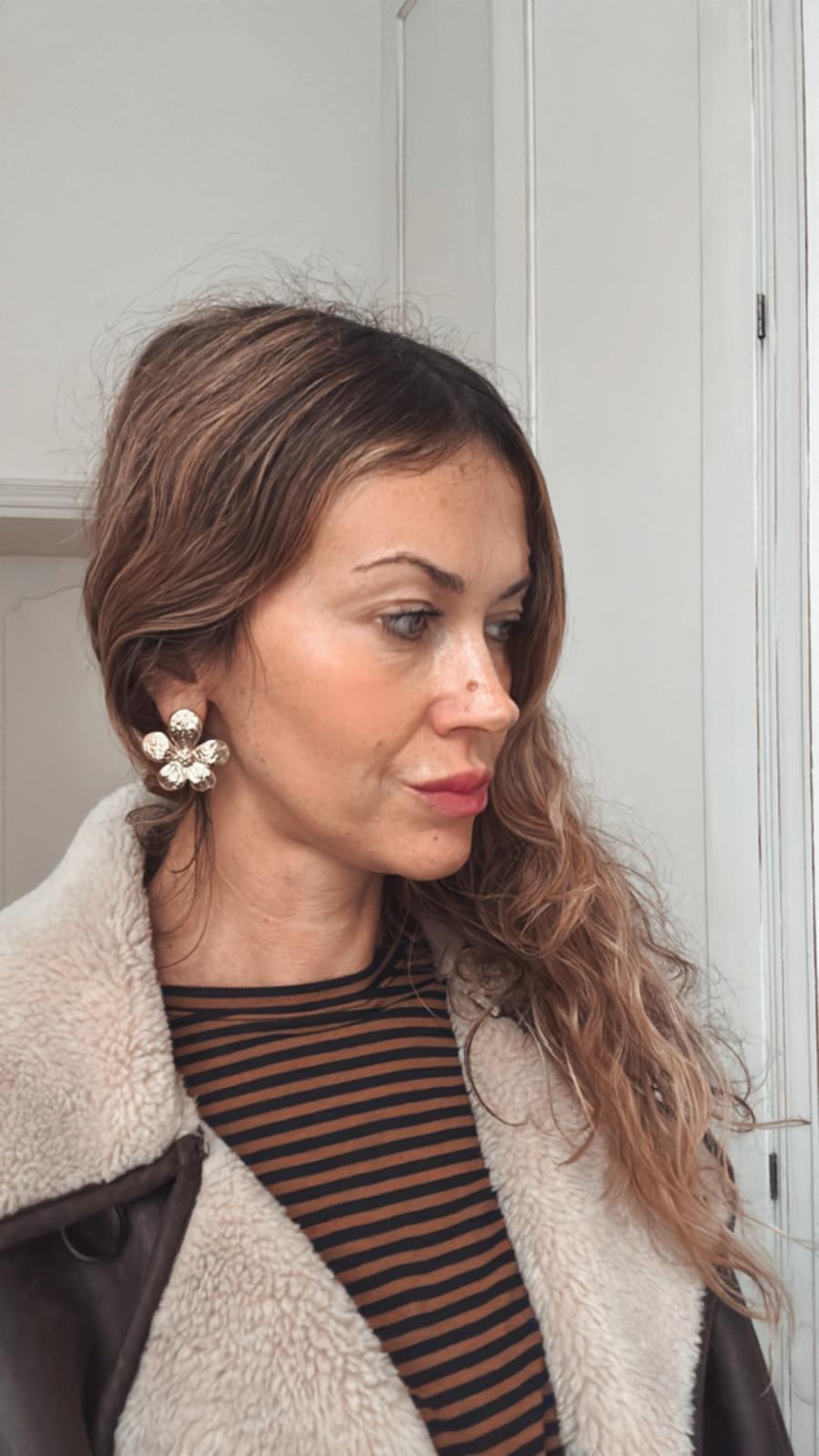 Orecchini in acciaio inossidabile anallergici e waterproof "Daisy"