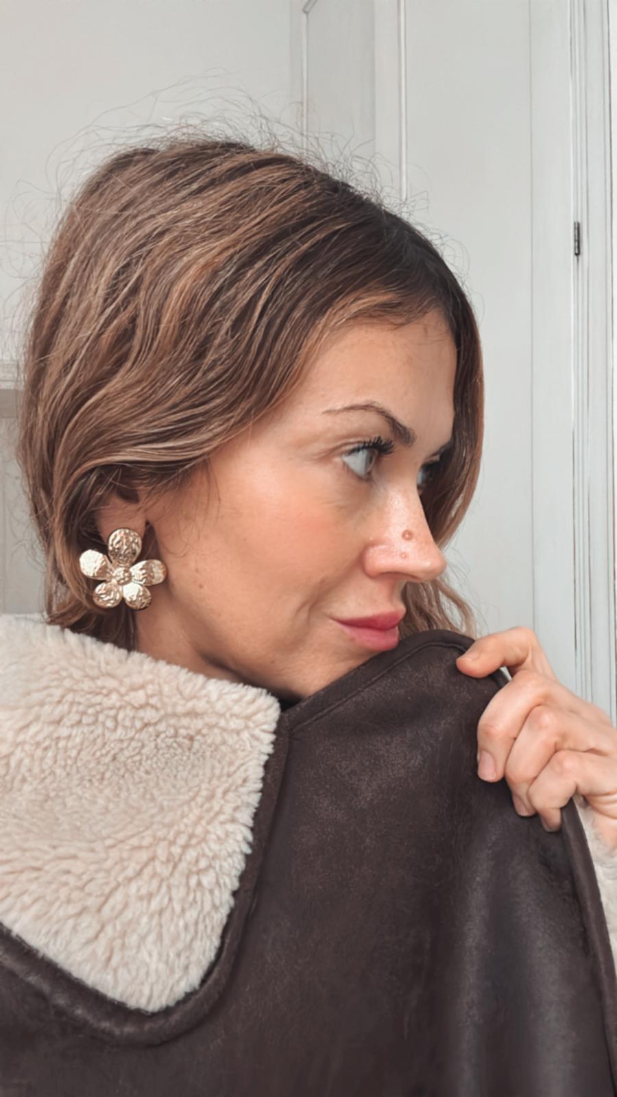 Orecchini in acciaio inossidabile anallergici e waterproof "Daisy"