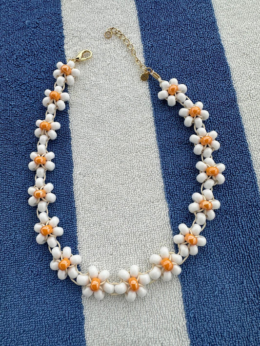 Collana Blossom fatta a mano con perline di vetro di Boemia
