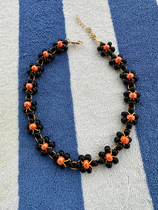 Collana Blossom fatta a mano con perline di vetro di Boemia