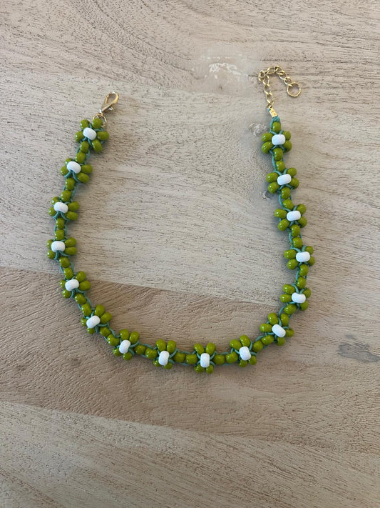 Collana Blossom fatta a mano con perline di vetro di Boemia