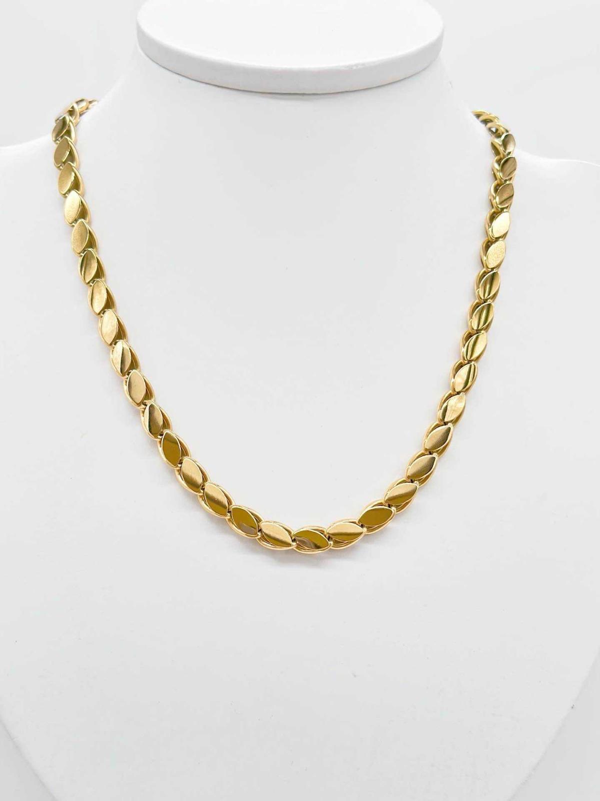 Collana in acciaio inossidabile anallergica e waterproof "Stringa"