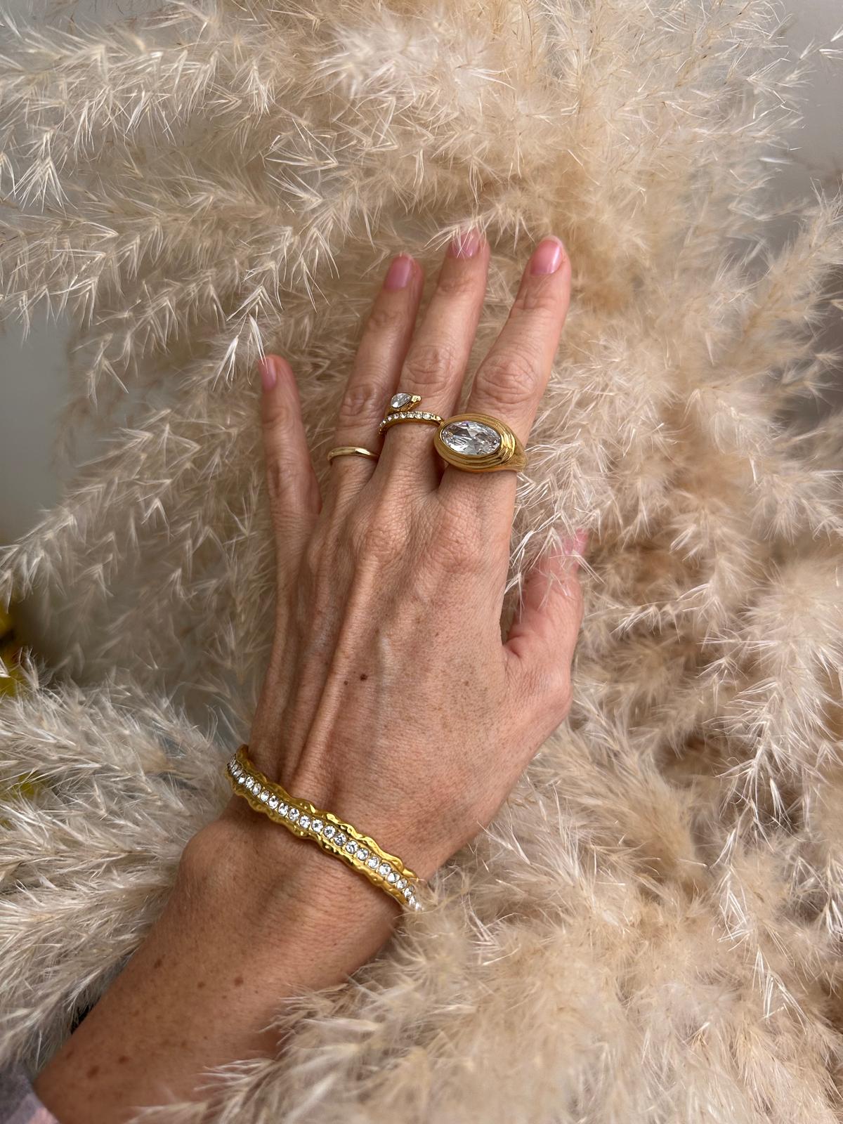 Anello in acciaio inossidabile e zircone anallergico e waterproof "Queen"