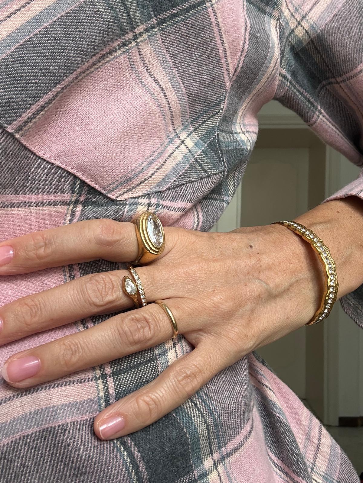 Anello in acciaio inossidabile e zircone anallergico e waterproof "Queen"