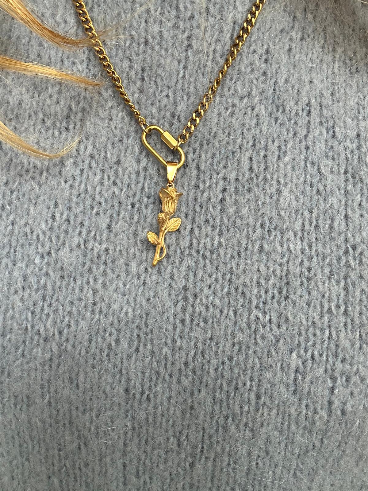 Ciondolo in acciaio inossidabile placcato oro 18k "Belle"