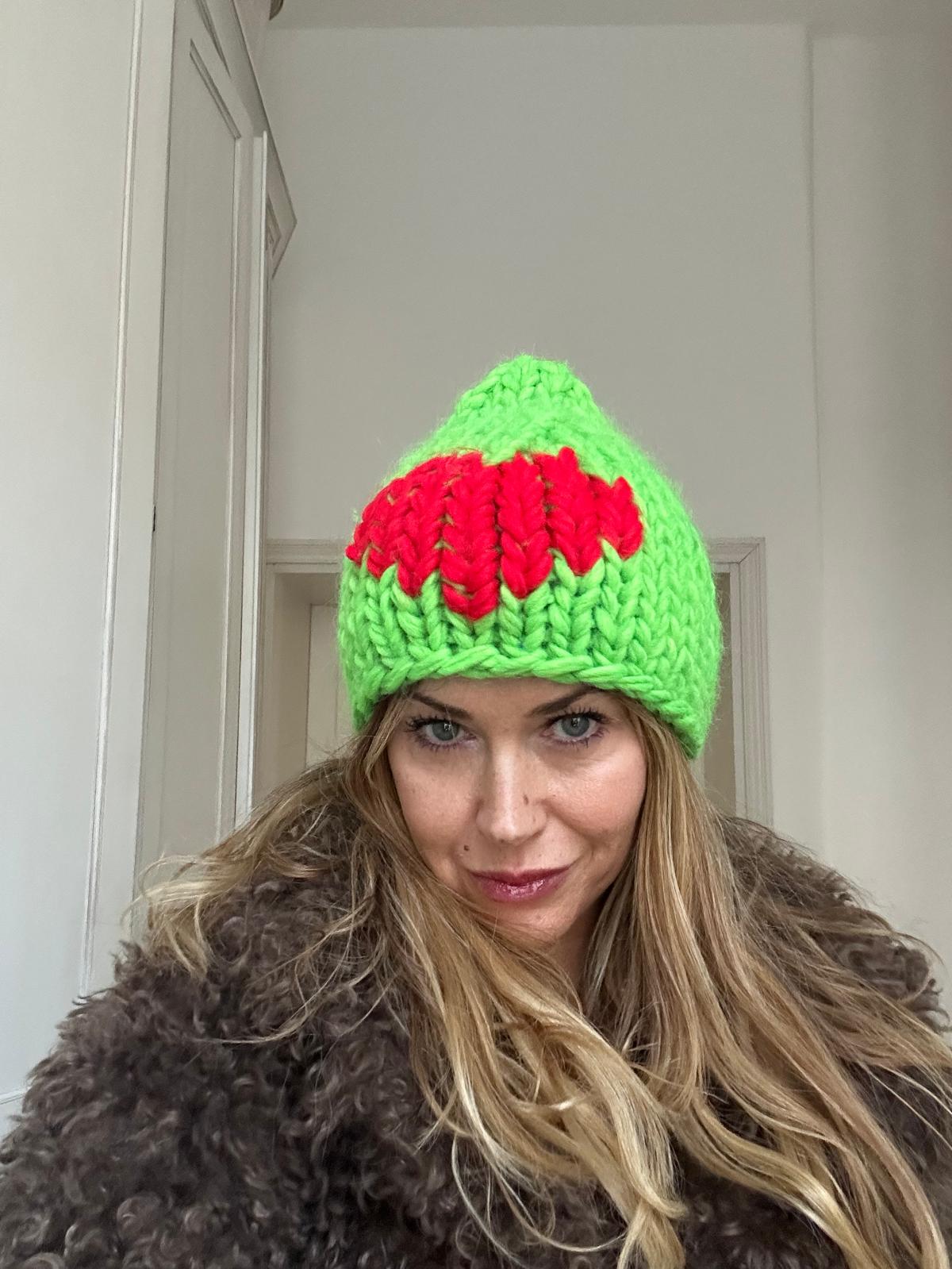 Cappello in pura lana fatto a mano in Italia "Cuore"