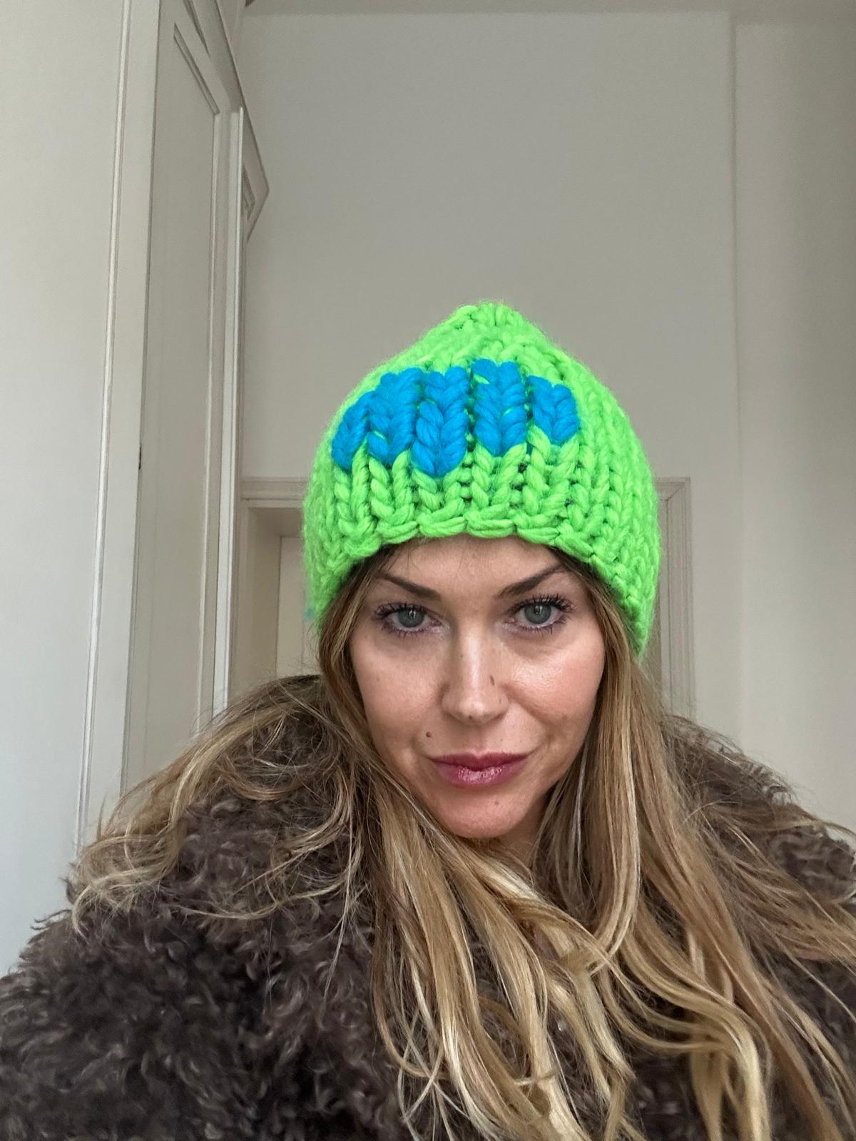 Cappello in pura lana fatto a mano in Italia "Cuore"