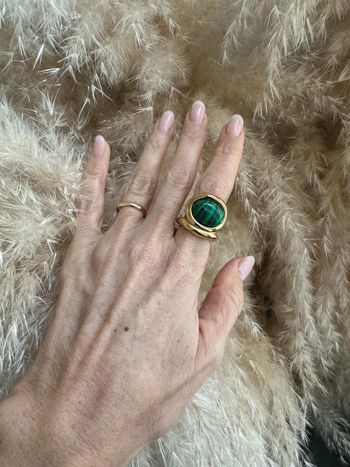 Anello in acciaio inossidabile e pietre, anallergico e waterproof placcato oro 18K "Letizia"