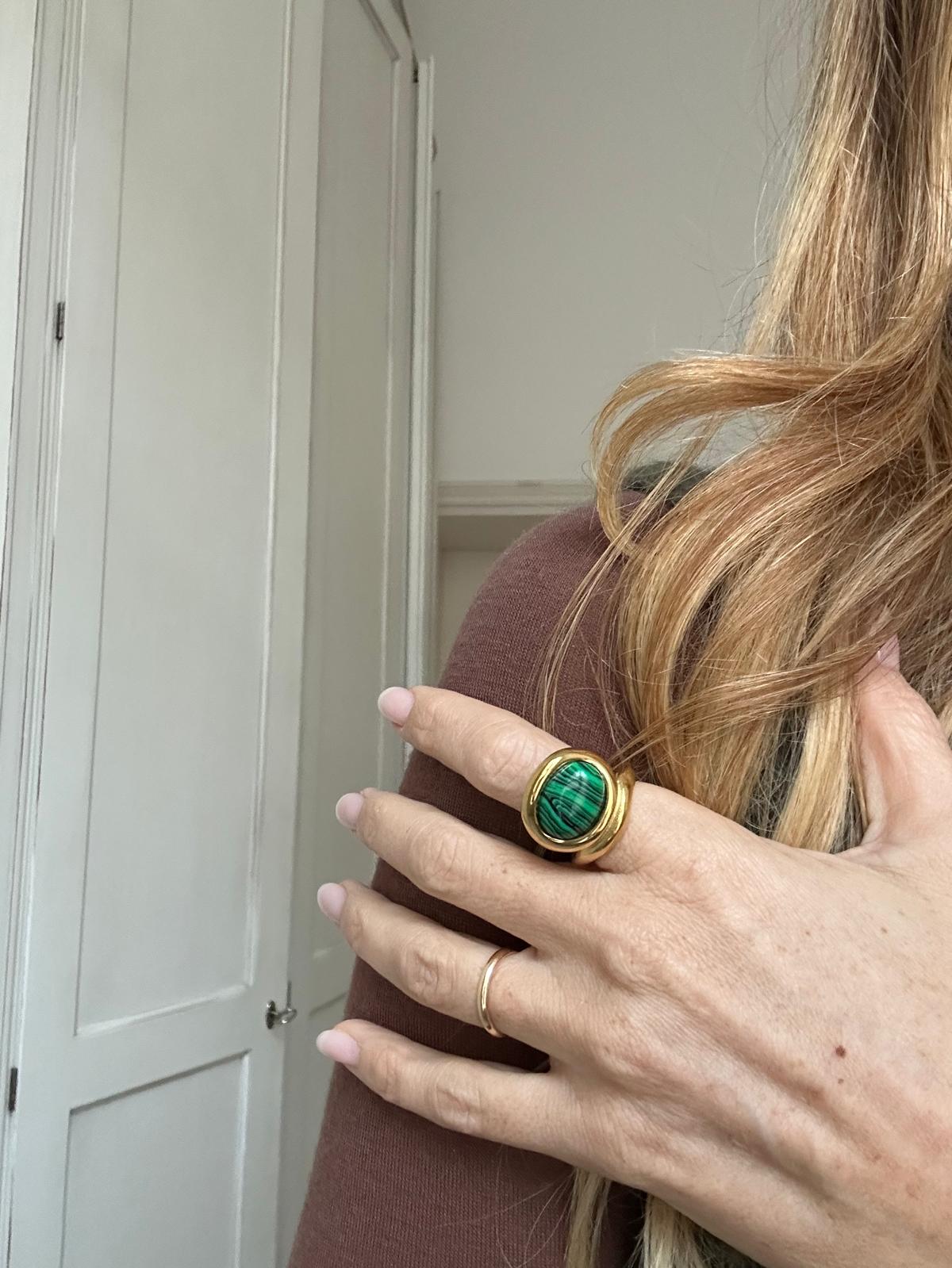 Anello in acciaio inossidabile e pietre, anallergico e waterproof placcato oro 18K "Letizia"