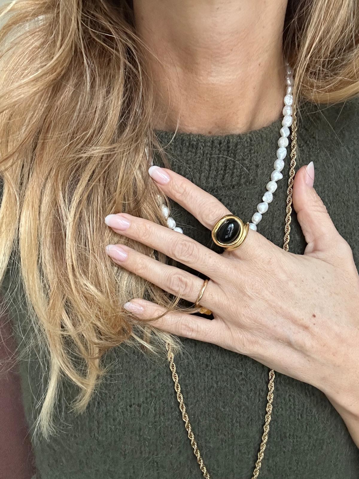 Anello in acciaio inossidabile e pietre, anallergico e waterproof placcato oro 18K "Letizia"