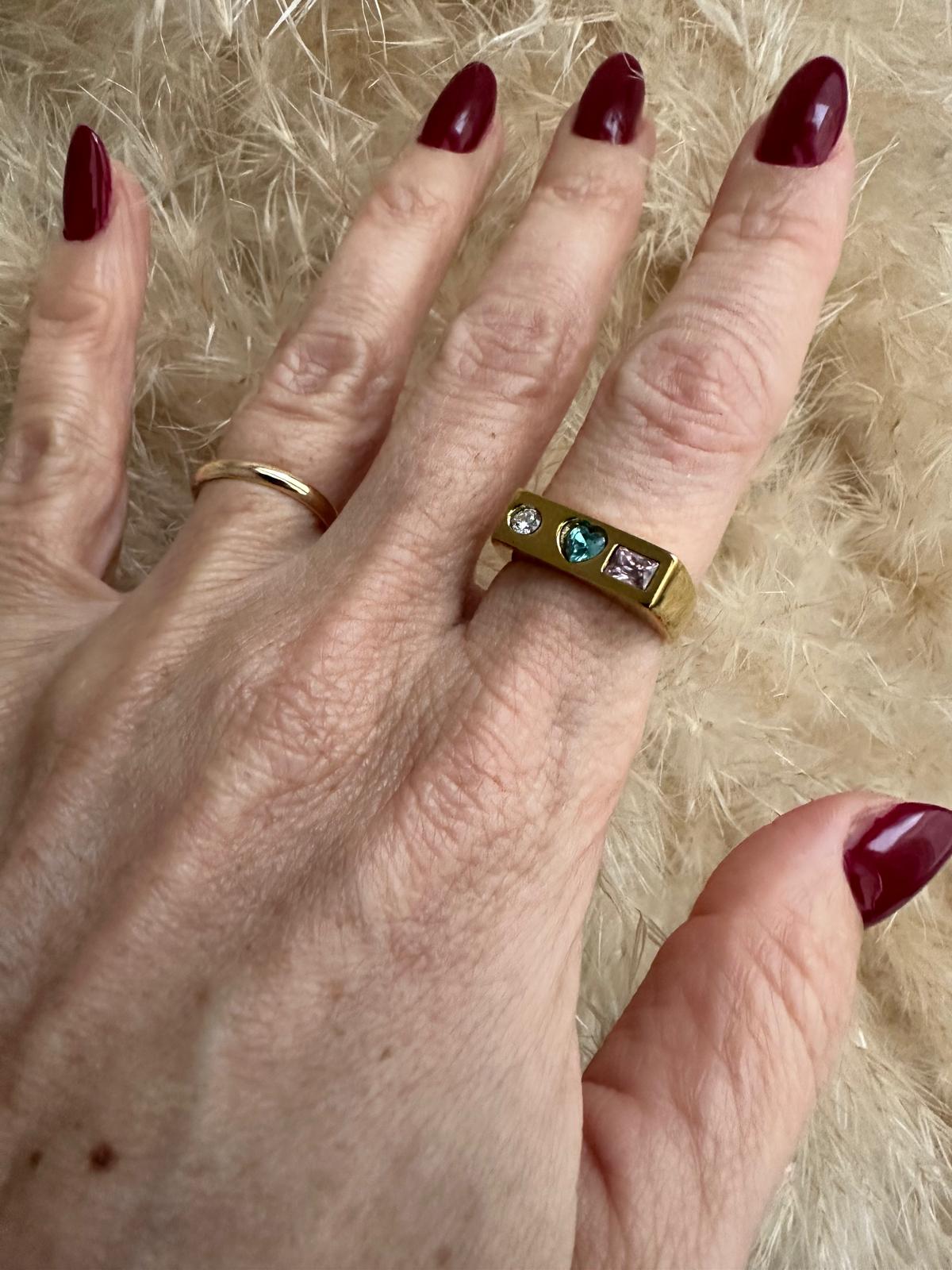 Anello in acciaio inossidabile e zirconi, anallergico e waterproof placcato oro 18K "Tornado"