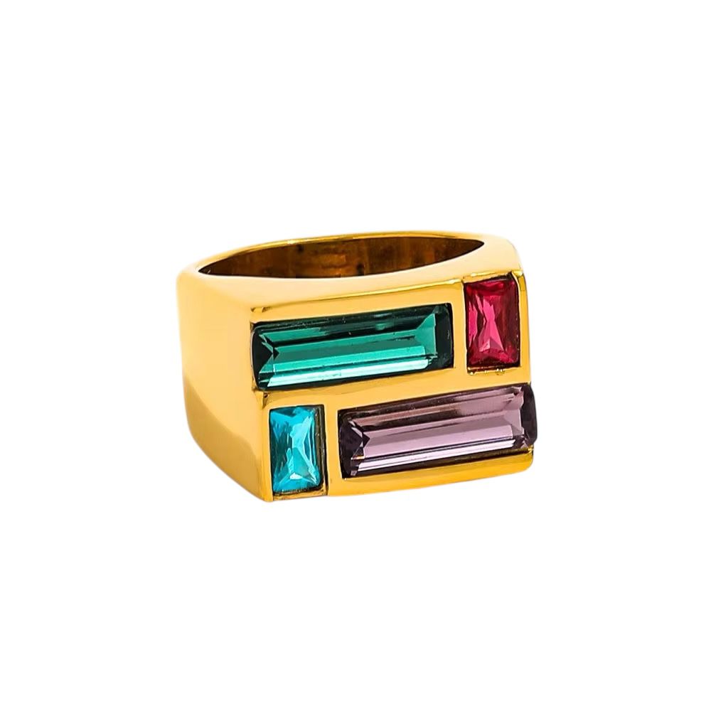 Anello in acciaio inossidabile e zirconi, anallergico e waterproof placcato oro 18K "Jackie"