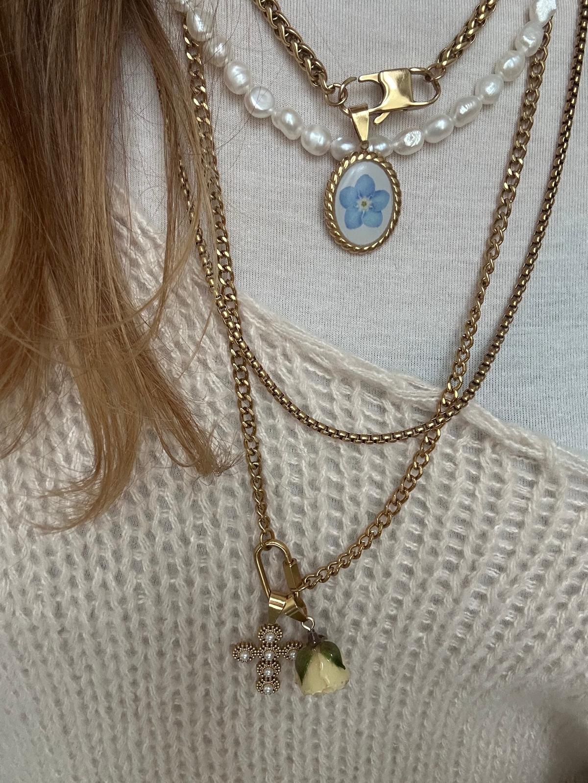 Ciondolo in acciaio inossidabile e resina "Iris"