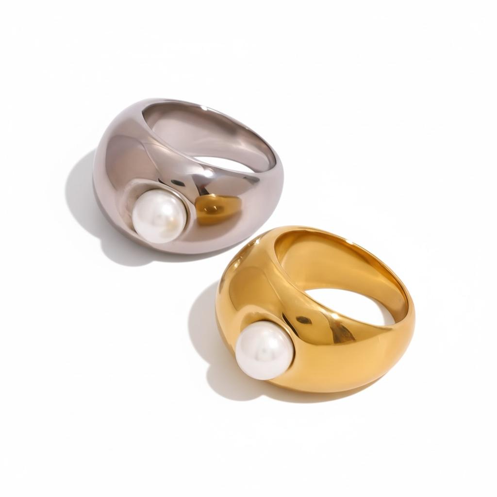 Anello in acciaio inossidabile, anallergico e waterproof placcato oro 18K "Ingrid"