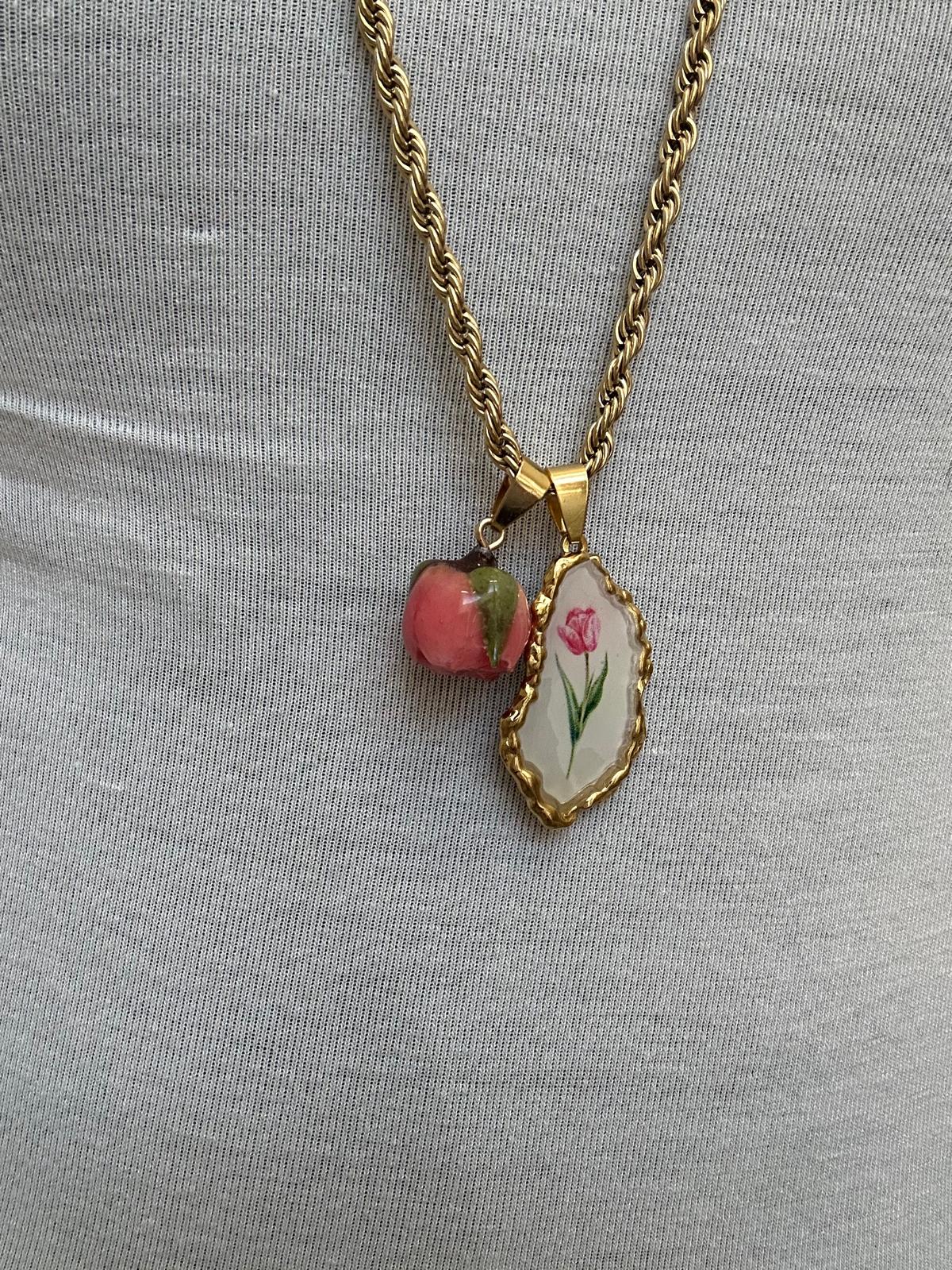 Ciondolo in acciaio inossidabile e resina "Dafne"