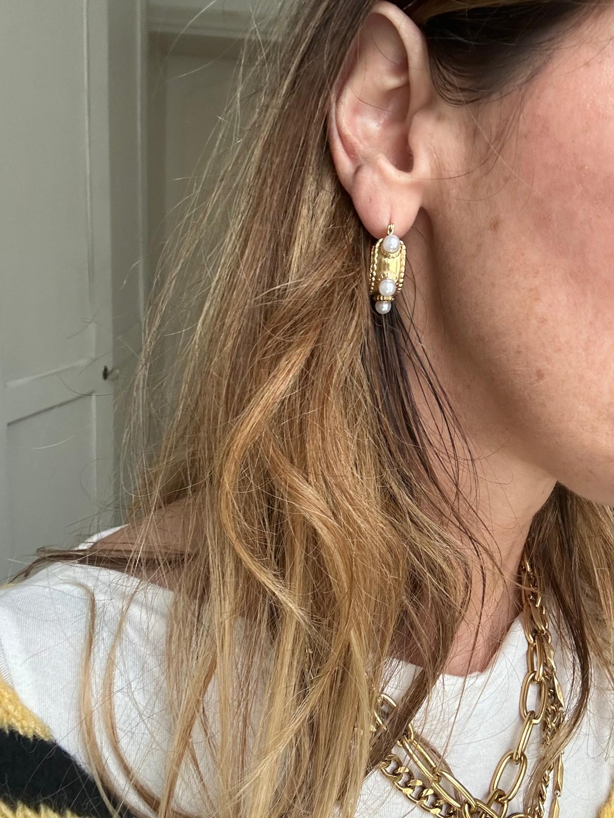Orecchini in acciaio inossidabile anallergici e waterproof placcati oro 18K "Clara"