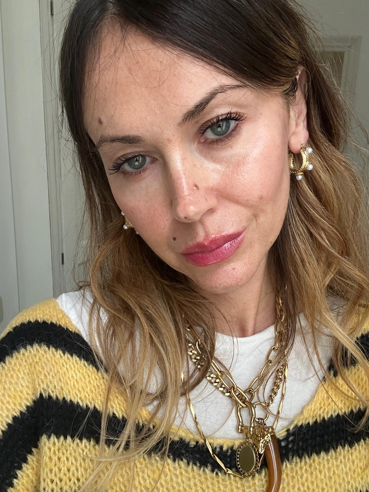 Orecchini in acciaio inossidabile anallergici e waterproof placcati oro 18K "Clara"