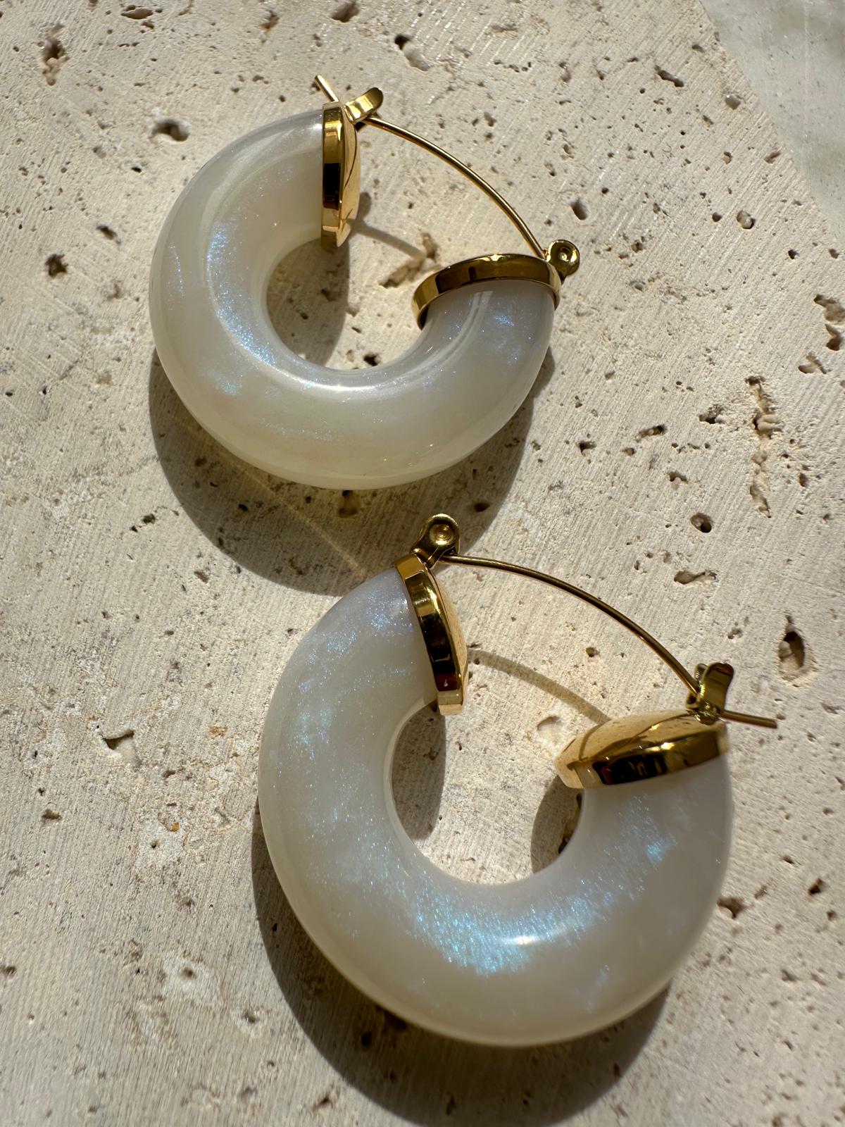 Orecchini in acciaio inossidabile  e resina "Riflesso"