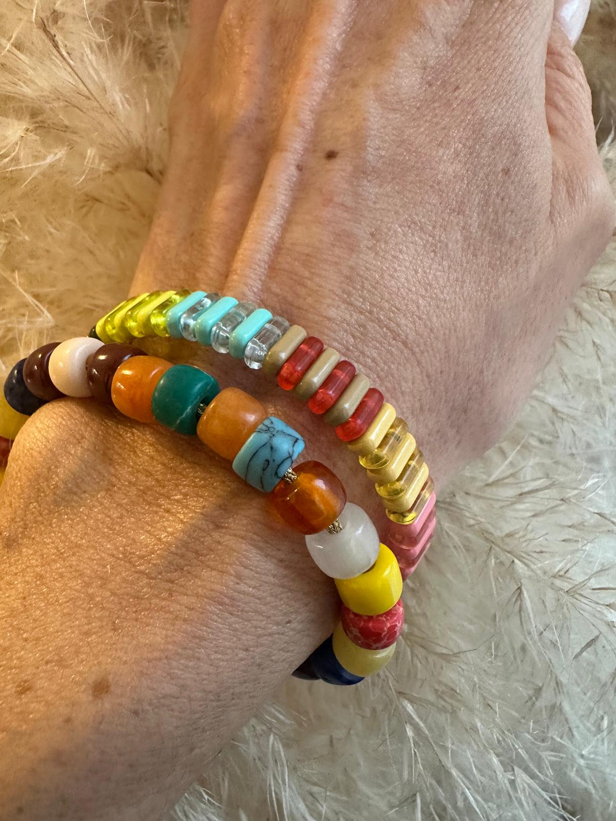 Bracciale in acrilico e filo elastico "Preppy"