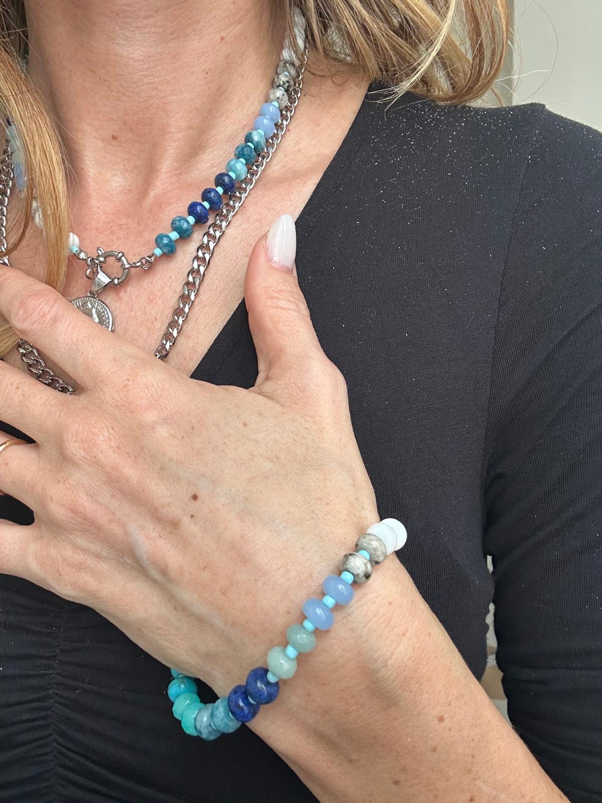 Bracciale con perle di pietra dura e acciaio inossidabile "Becky"