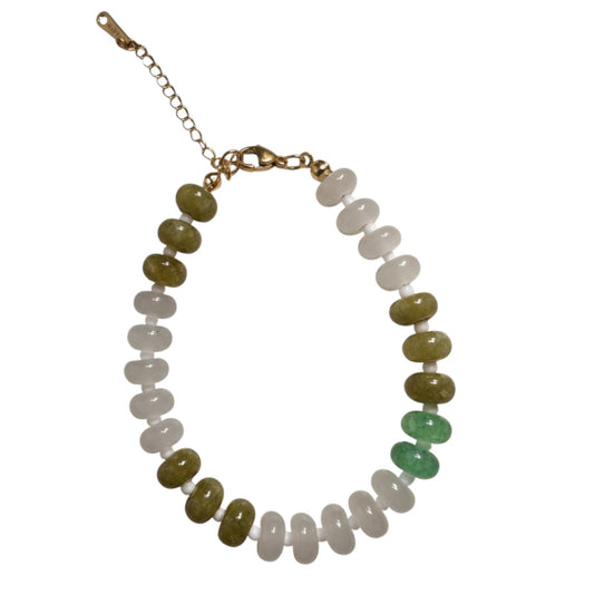 Bracciale con perle di pietra dura e acciaio inossidabile "Becky"