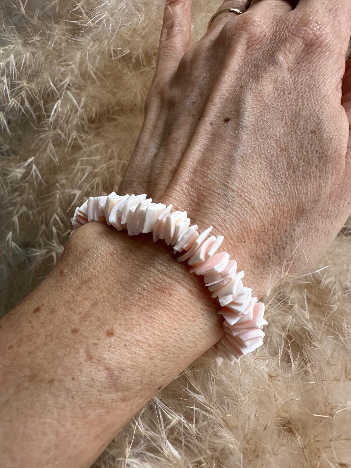 Bracciale con perle di pietra dura e acciaio inossidabile "Salina"