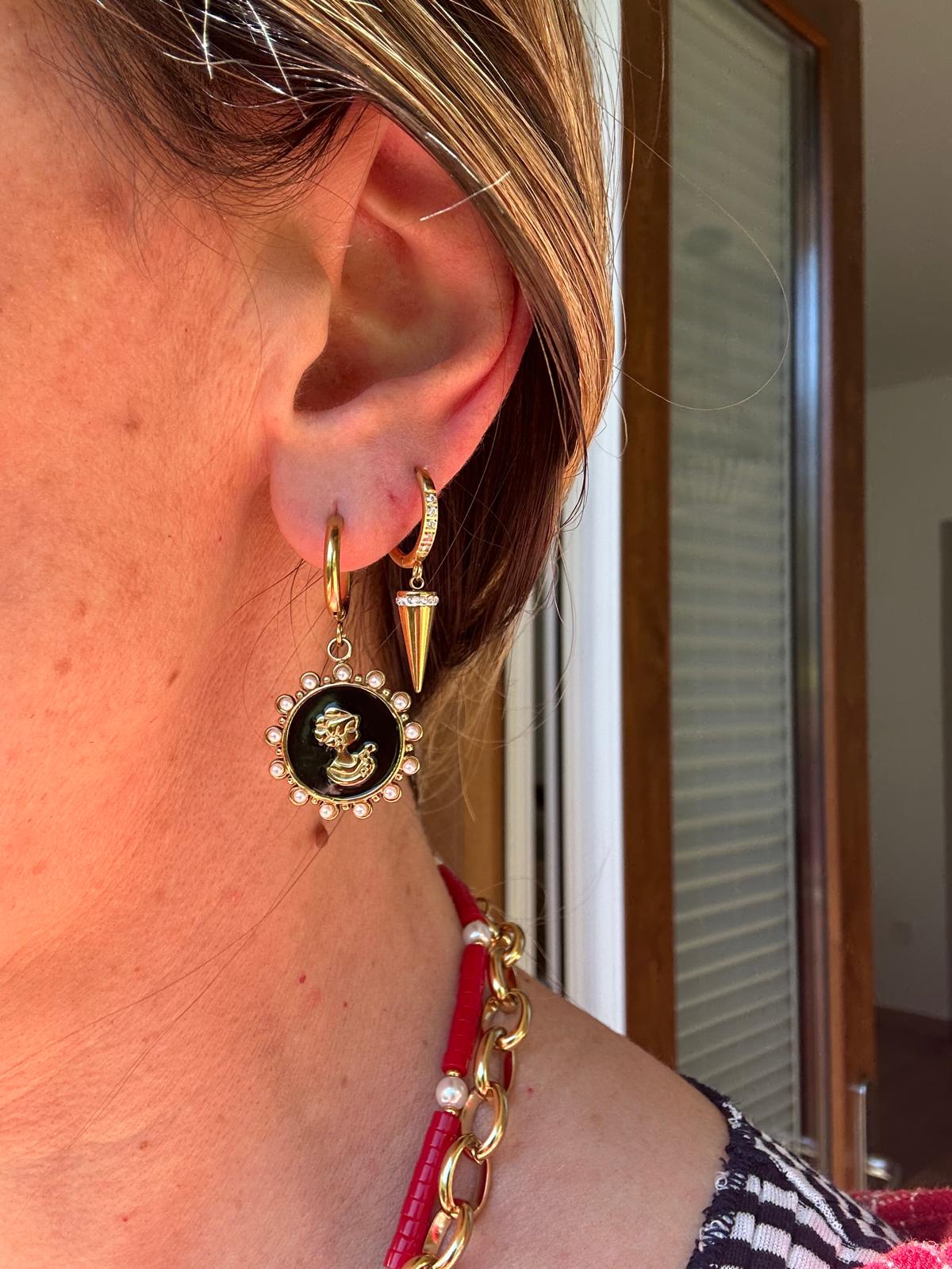 Orecchini in acciaio inossidabile anallergici e waterproof placcati oro 18K "Milady"