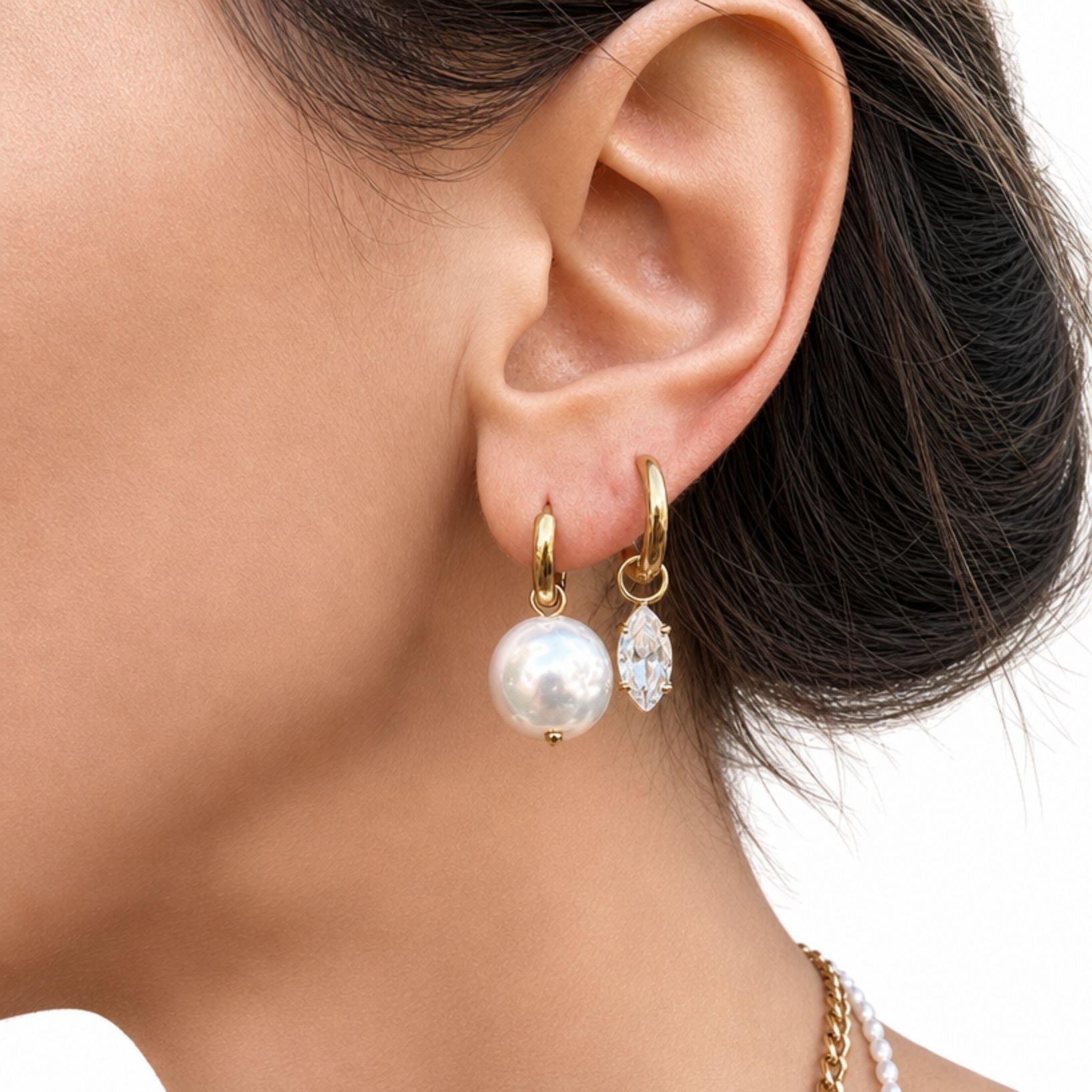 Orecchini in acciaio inossidabile anallergici e waterproof placcati oro 18K "Glassa"