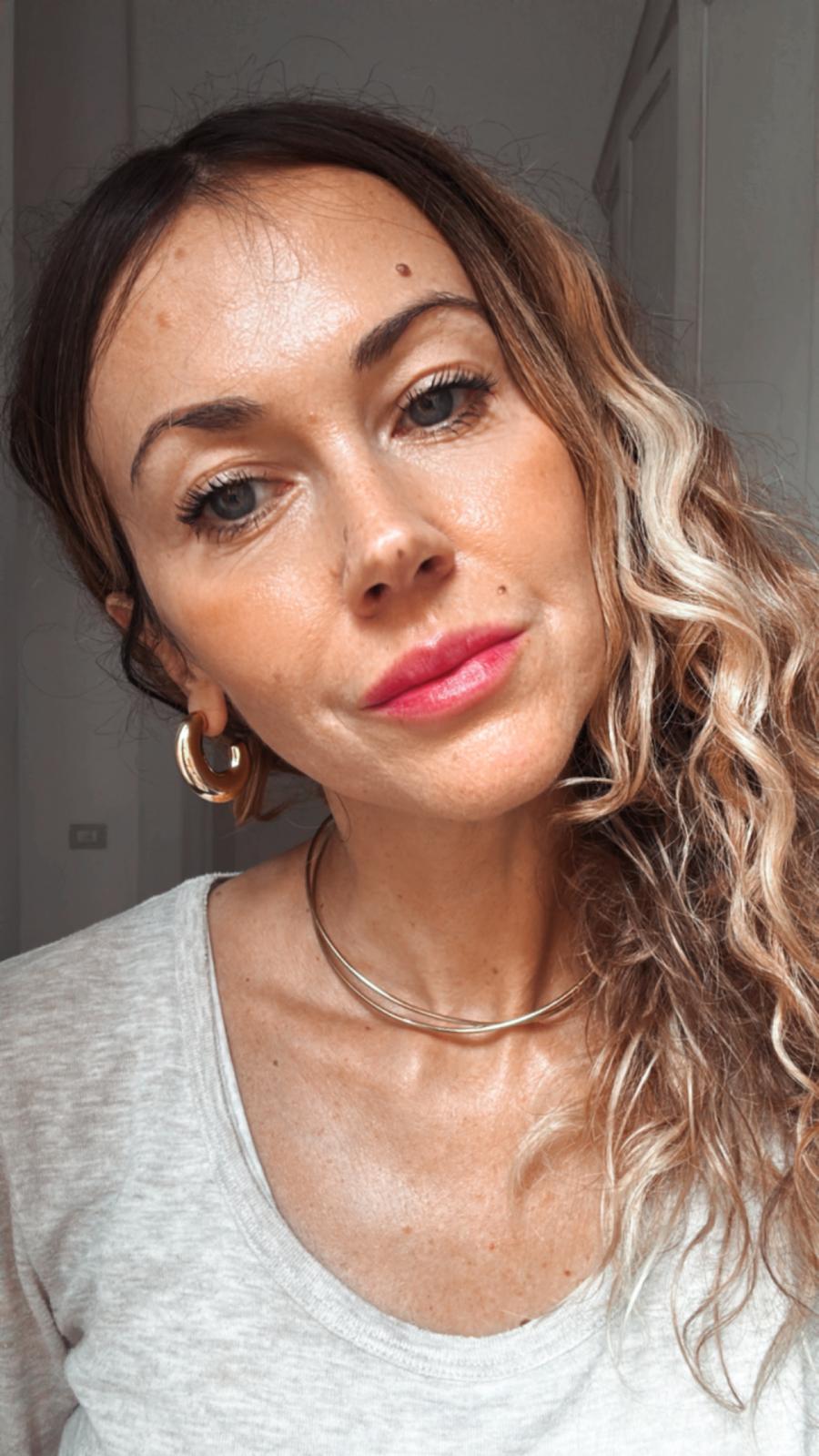 Orecchini in acciaio inossidabile placcati oro 18K anallergici e waterproof "Infinito"