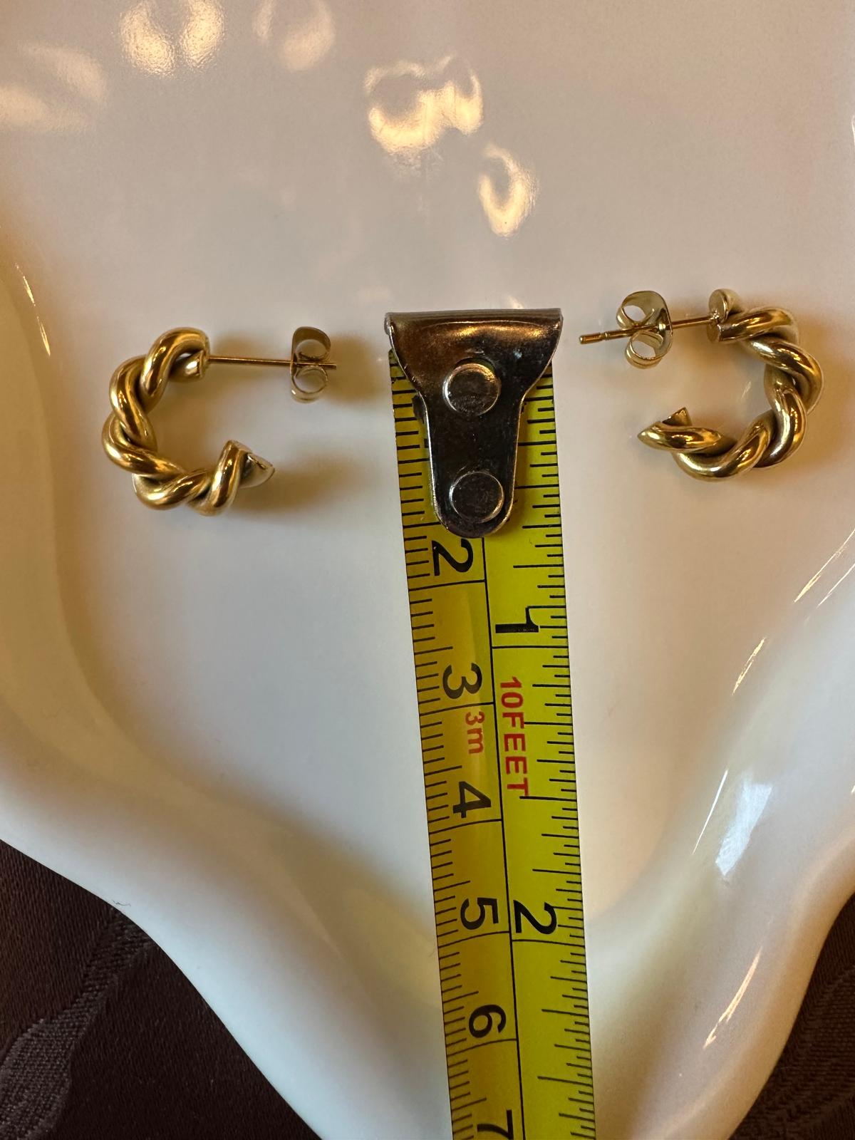 Orecchini in acciaio inossidabile placcati oro 18K anallergici e waterproof "Grip"