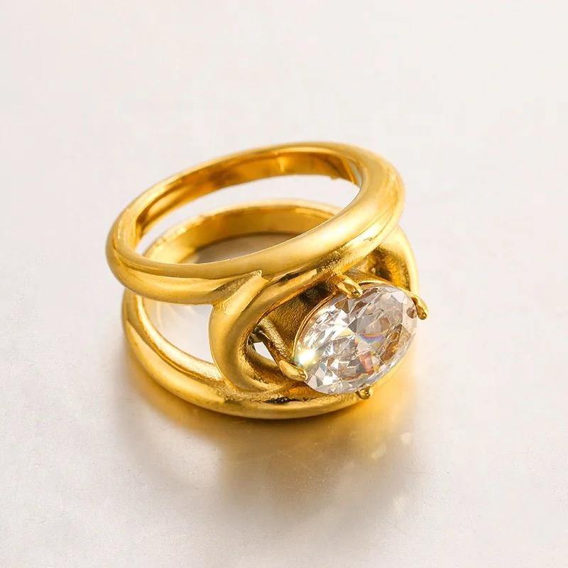 Anello in acciaio inossidabile e zircone waterproof "Attimo"